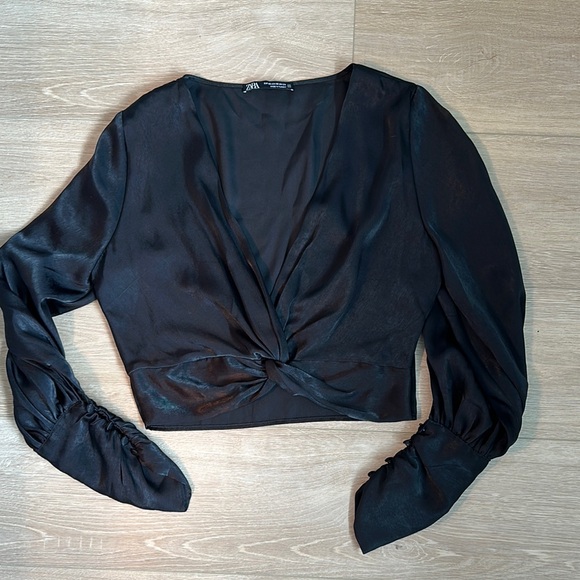 Zara black satin long sleeve blouse with twisted front knot - Picture 1 of 6